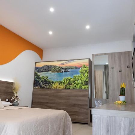 Mary VI Rooms Peschici Eksteriør billede